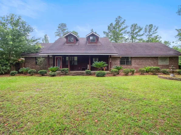 55 Summer St, Sopchoppy, FL 32358