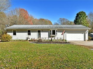 5626 Stoddard Hayes Rd, Farmdale, OH 44417
