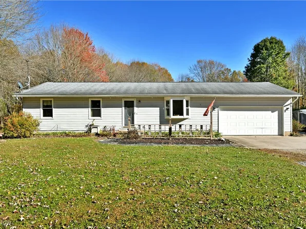 5626 Stoddard Hayes Rd, Farmdale, OH 44417