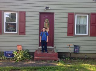 36 11th St, Ronkonkoma, NY 11779