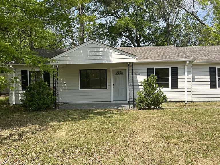 1230 Concord Ave — Photo 1