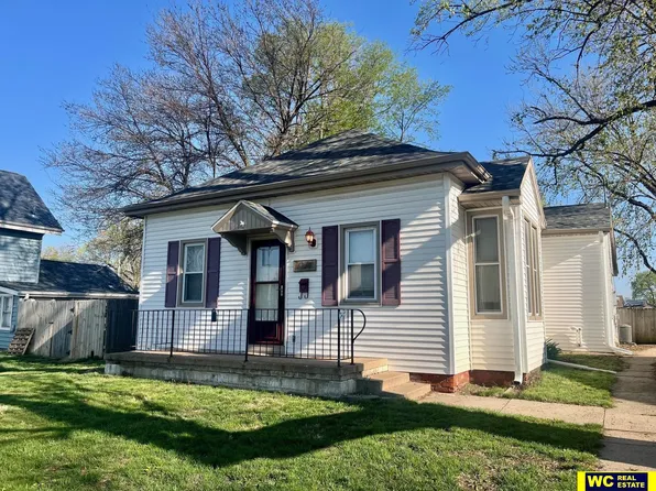 1254 South St, Blair, NE 68008