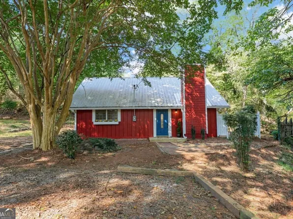 9060 Ruby Ln, Gainesville, GA 30506
