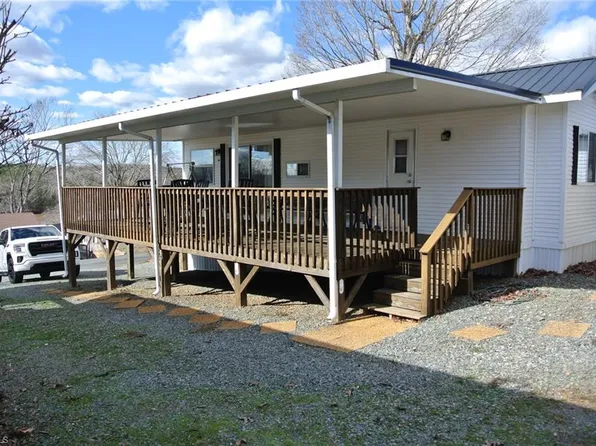 109 Hill Top Dr #788, New London, NC 28127