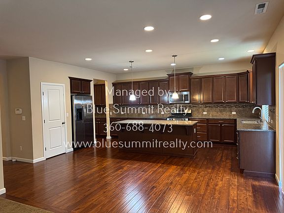 2nd image of 536 Cherrywood Dr SW