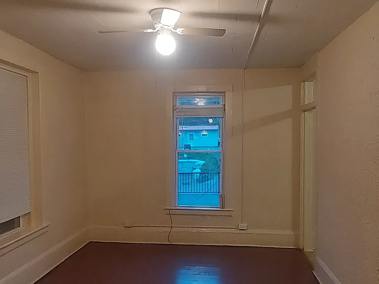 215 N Franklin St #2 — Photo 8