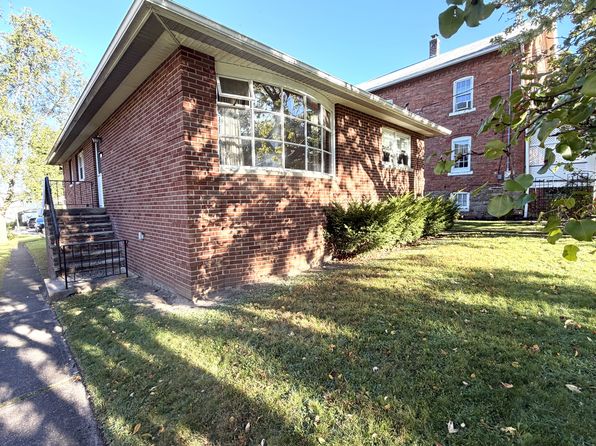 935 N Irving Ave