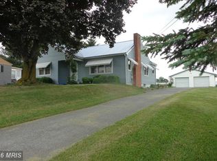 8102 Nyesville Rd, Chambersburg, PA 17202