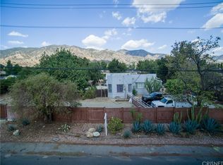 13742 Gladstone Ave, Sylmar, CA 91342