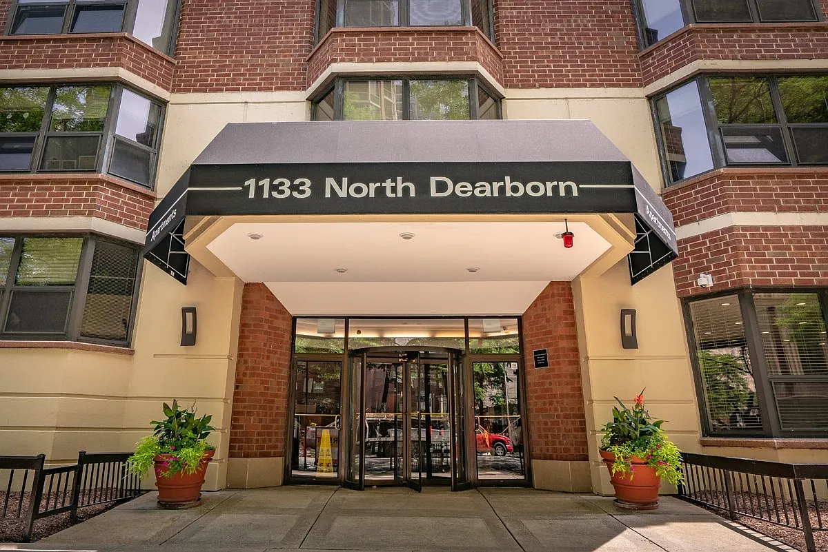 1133 N. Dearborn — Photo 1