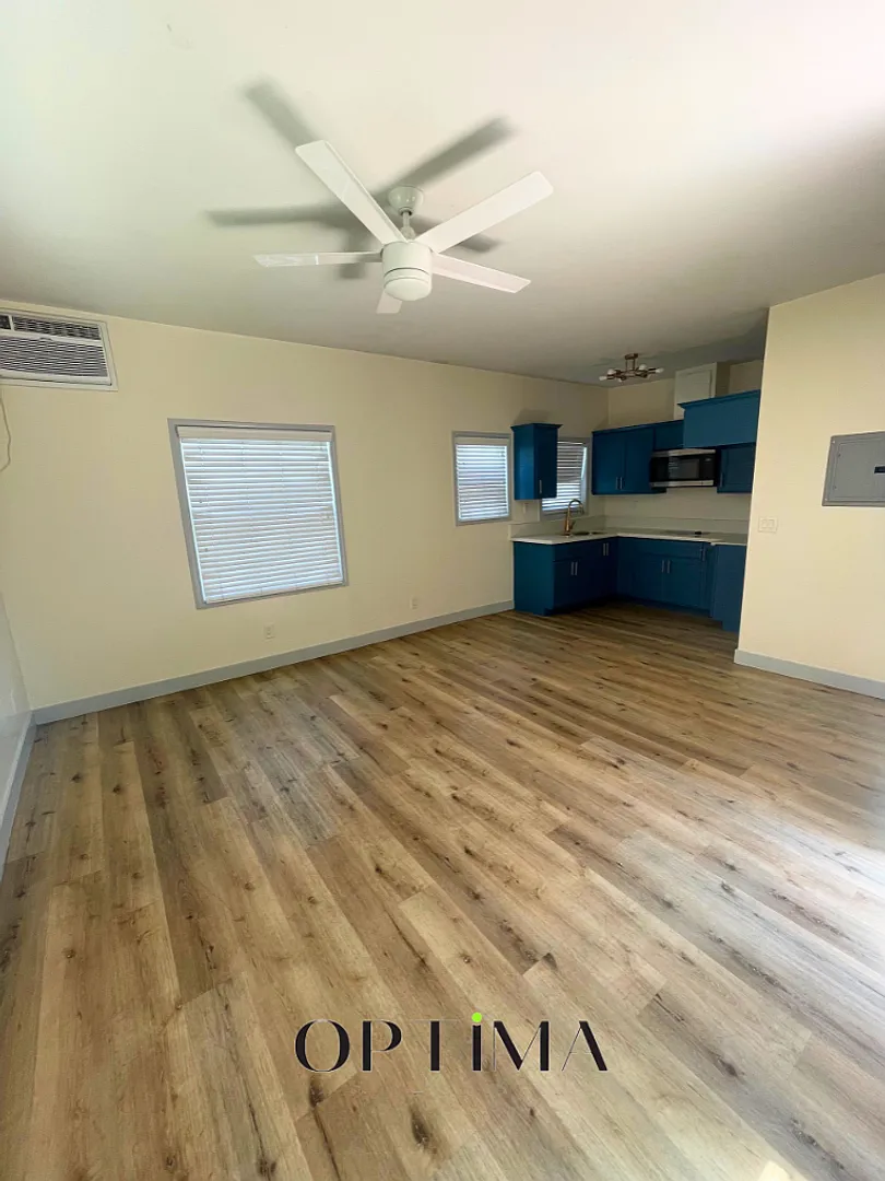 1430 Linden Avenue — Photo 4