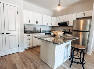 Robinbrooke Crossings, Elizabethtown, KY 42701