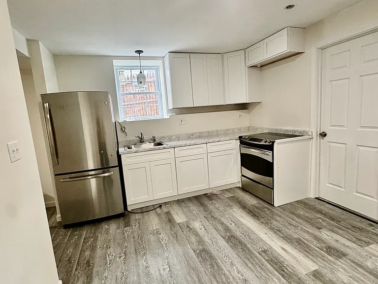 52 Zone St #1A — Photo 7