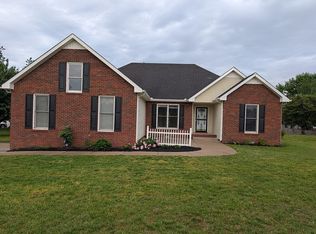 624 Fieldstone Ct, Clarksville, TN 37040