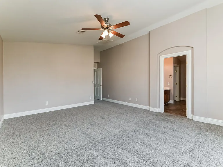 1748 Crow Creek Ave — Photo 11