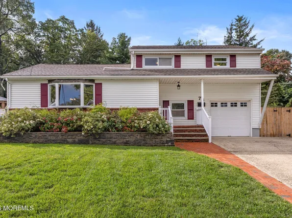 78 Crestview Drive, Middletown, NJ 07748