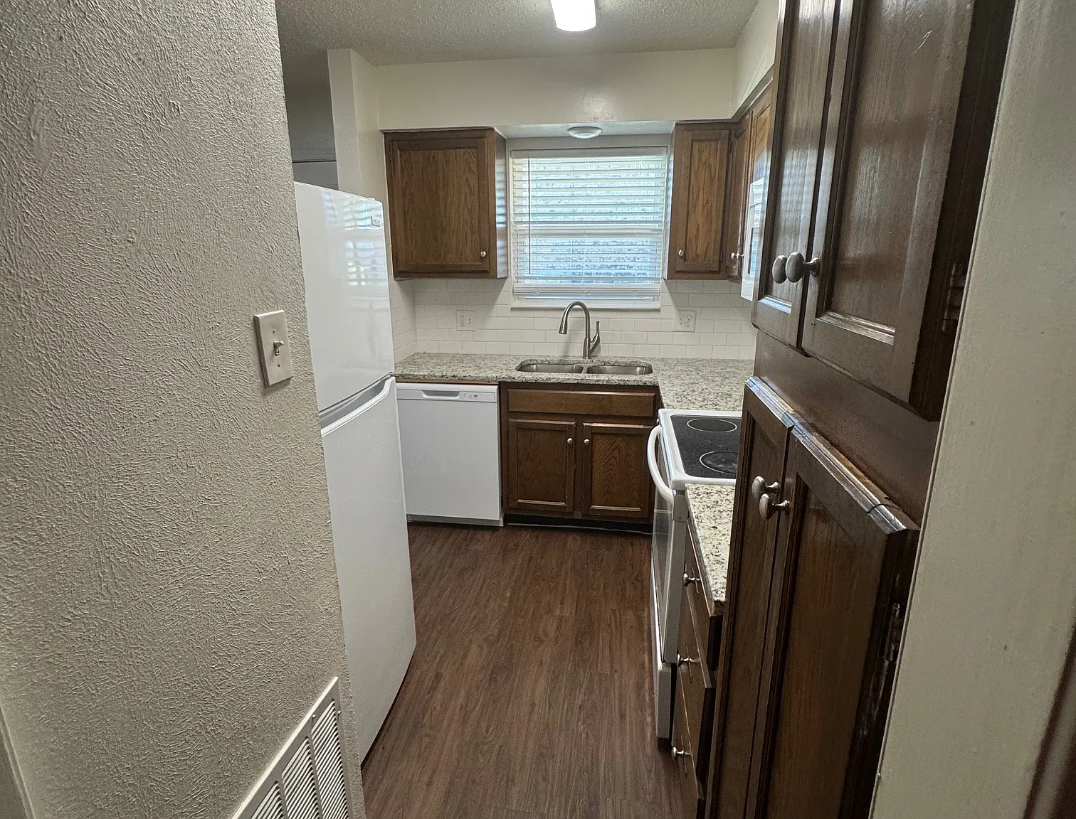 Chaparral Townhomes — Photo 4