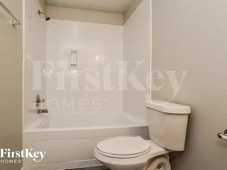 430 Remington Creek Dr — Photo 9