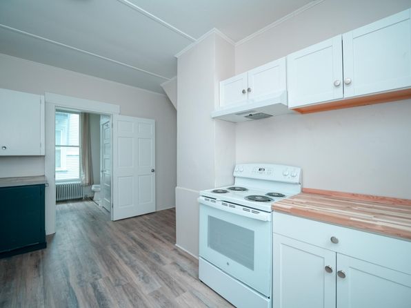249 Main St #3
