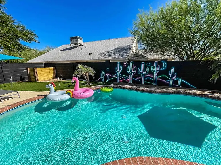 8735 E Culver St — Photo 7
