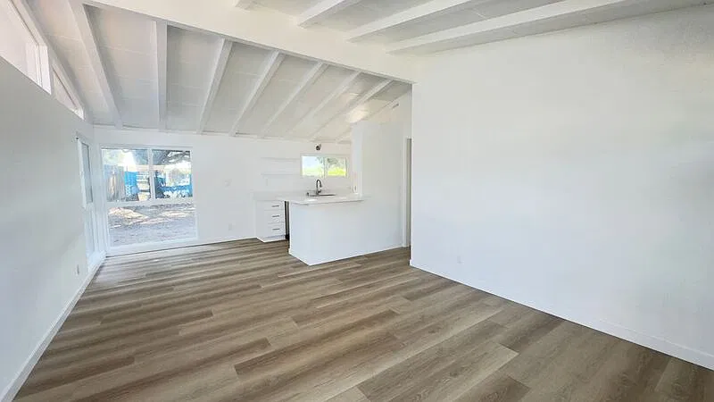 3 bed, 1.5 bath, 1110 sqft, $3,495 — Photo 3