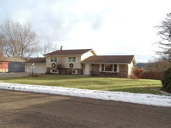 1034 Auth Street, Durand, WI 54736