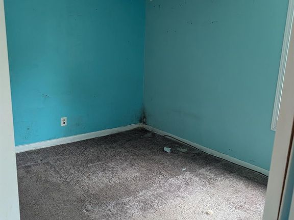 5th image of 1334 Transue Ave