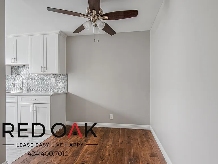 935 N Genesee Ave #5 — Photo 15