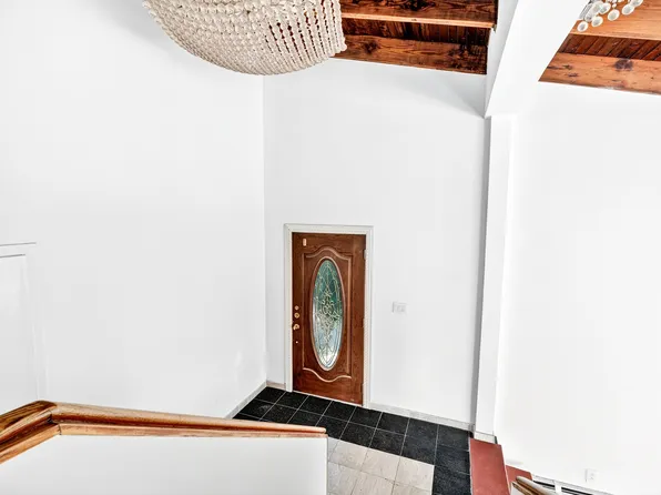 6015 Independence Avenue image 30 of 85