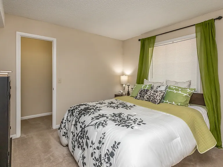 Lake Brandt Apartments — Photo 7