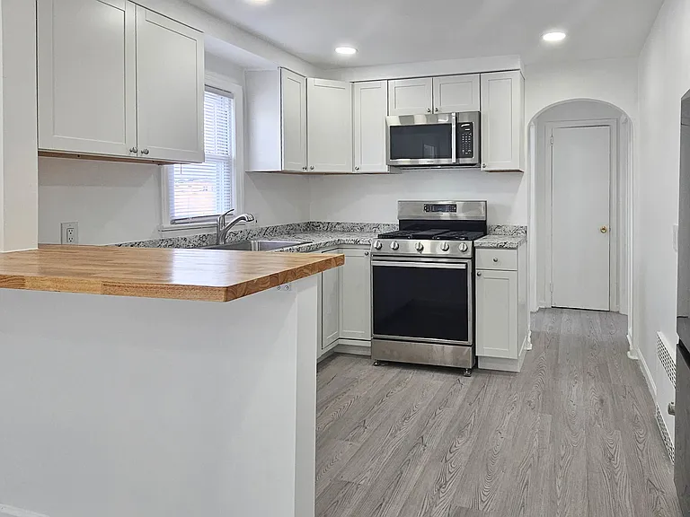 41 Elmwood Ave #2 — Photo 11