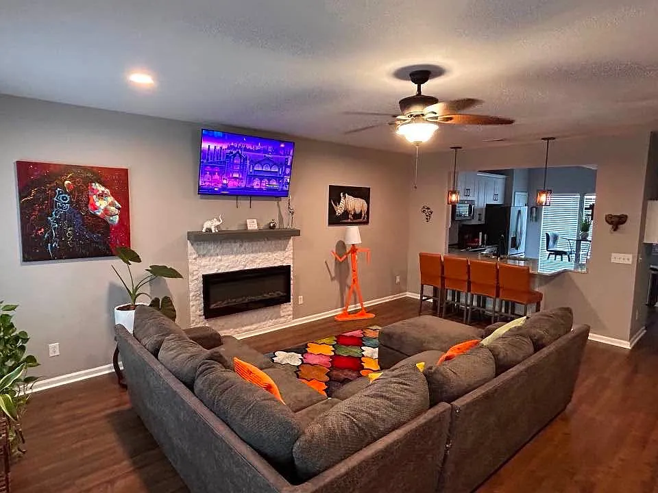 2 bed, 2.5 bath, 1400 sqft, $1,800 — Photo 4