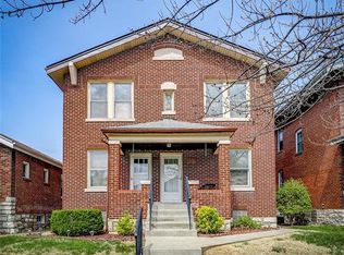 5501 Holly Hills Ave, Saint Louis, MO 63109
