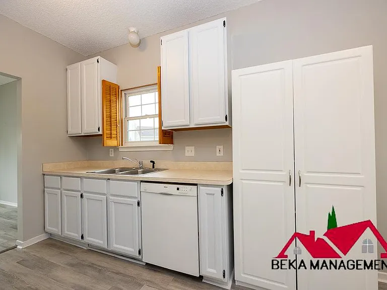 30850 Collingdale Dr — Photo 5