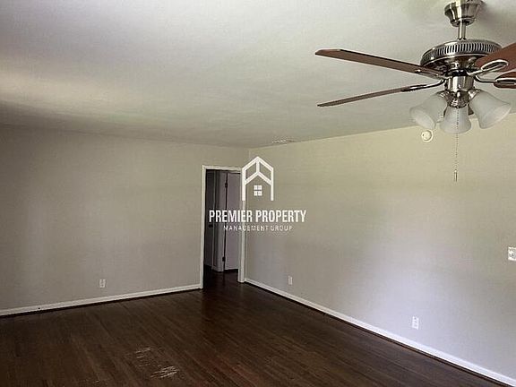 5th image of 6201 Deramus Ave NW