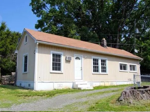 6256 Lee Hwy, Warrenton, VA 20187
