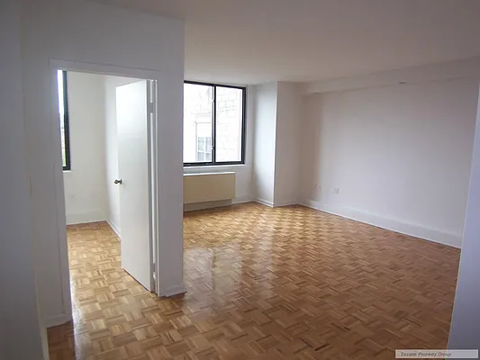 Rented by E Property Group | media 21