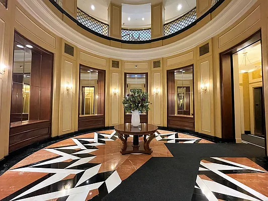 Rented by Compass | media 27