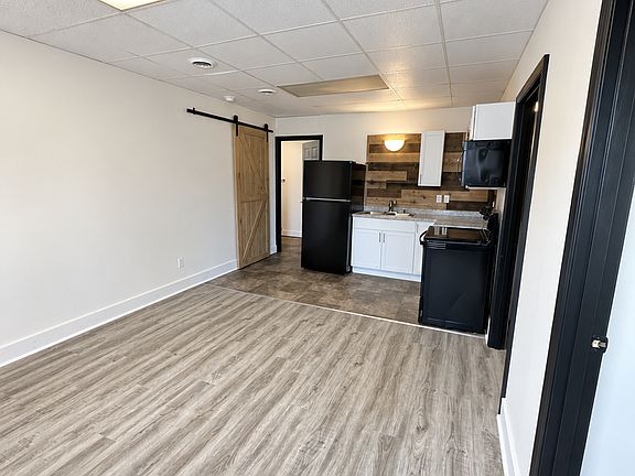 3rd image of 1029-1031 1st Ave