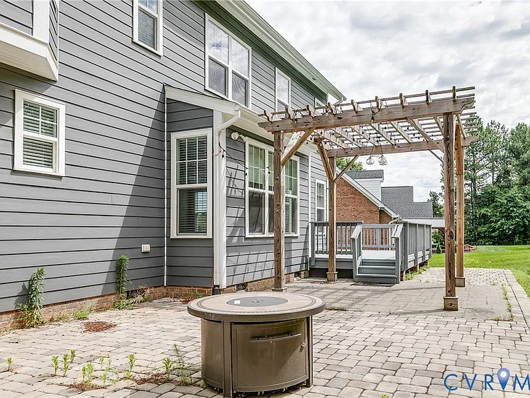 1701 Anchor Landing Dr — Photo 36