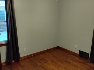 322 Vinewood Ct, Ypsilanti, MI 48198