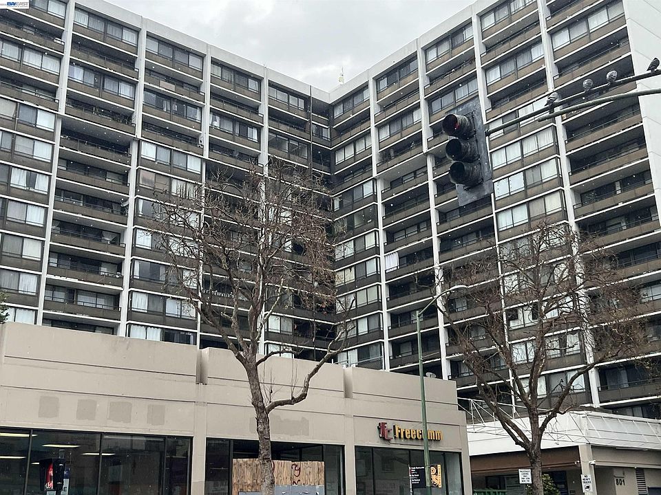 1st image of 801 Franklin St APT 707