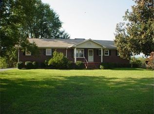 4623 Jug Factory Rd, Greer, SC 29651