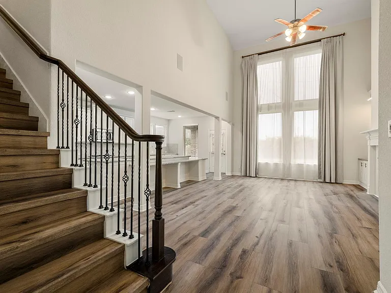 9439 Peralta Creek Ct — Photo 23