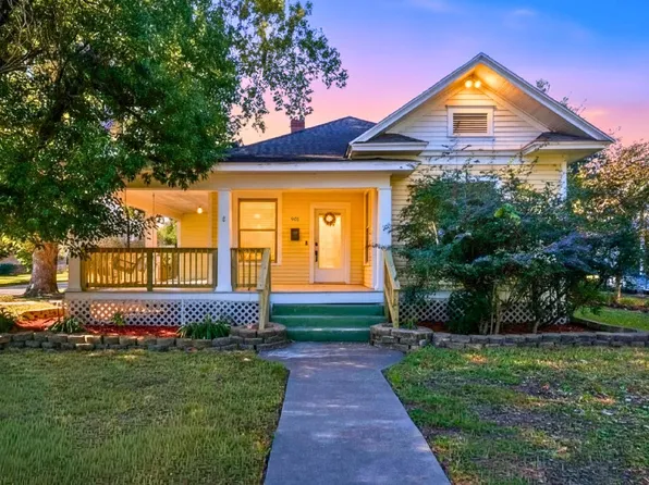 901 N Craig St, Victoria, TX 77901