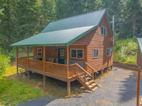 1381 Forks Rd, Deary, ID 83823