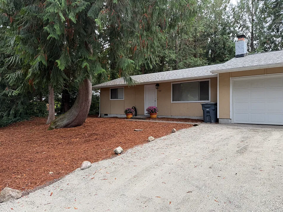 5302 Reid Dr NW