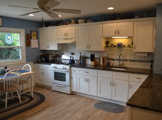 3244 Woodlawn Dr APT A, Honolulu, HI 96822