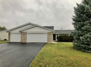10915 Borage Trl, Roscoe, IL 61073