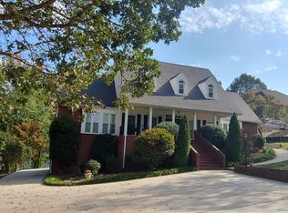 197 Sweetwater Ln, Spring City, TN 37381